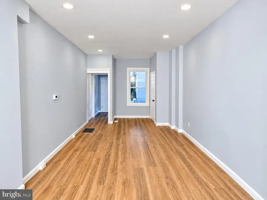325 W Hanover St, Trenton, NJ 08618 - #3
