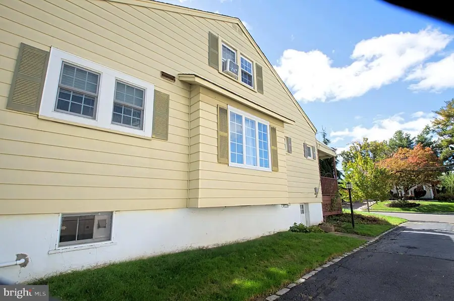 742 Mayflower Ave, Trenton, NJ 08648 - #2