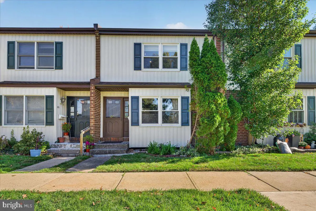 14 Shirley Ln, Trenton, NJ 08648 - #1