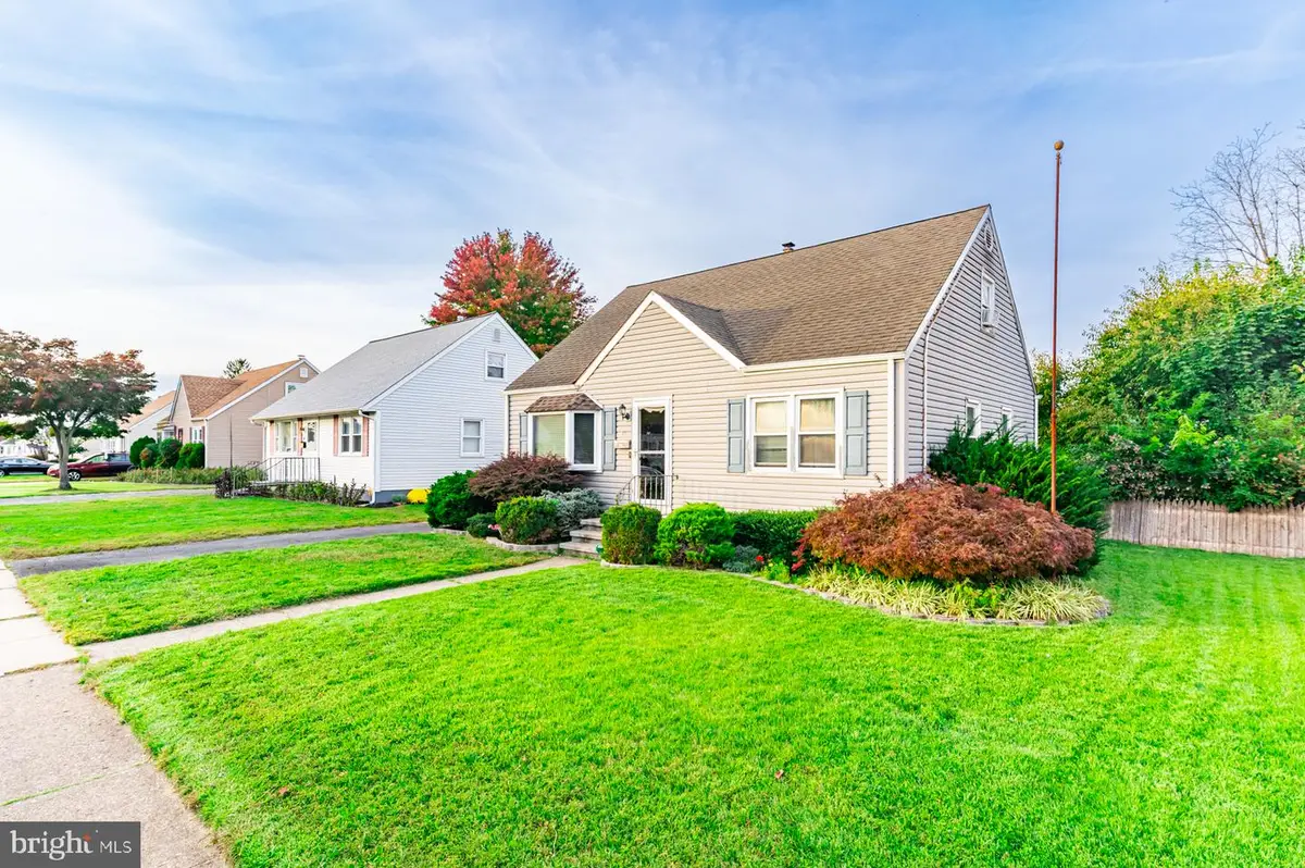 16 Dodge Dr, Trenton, NJ 08610 - #1