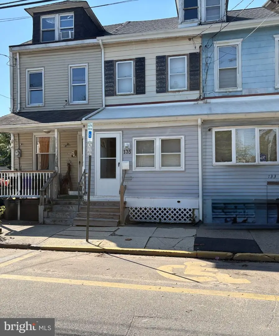 135 S Logan Ave, Trenton, NJ 08609 - #1