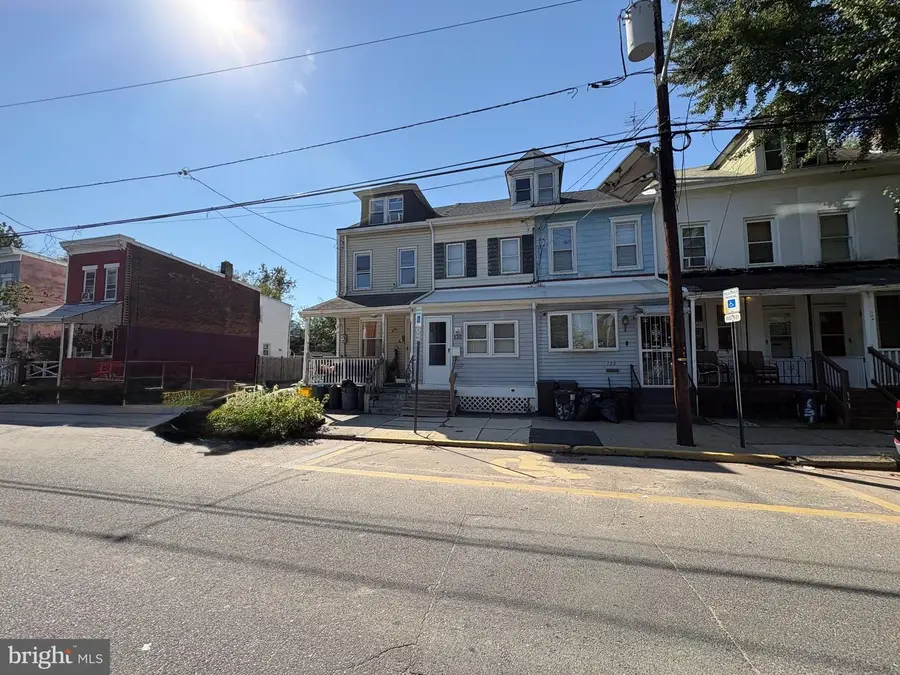 135 S Logan Ave, Trenton, NJ 08609 - #2