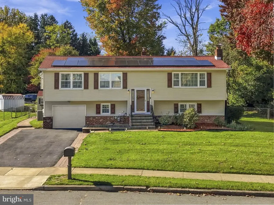 5 Michelle Ct, Ewing, NJ 08628 - #2