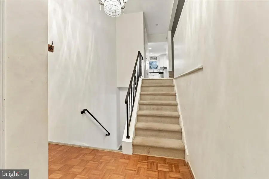 6 Trafalgar Ct, Lawrence, NJ 08648 - #3