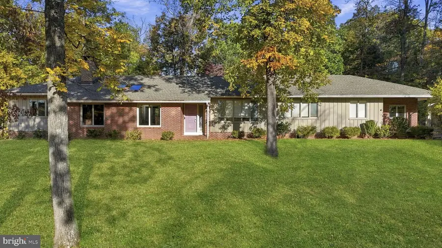 23 Forrest Blend Dr, Titusville, NJ 08560 - #2