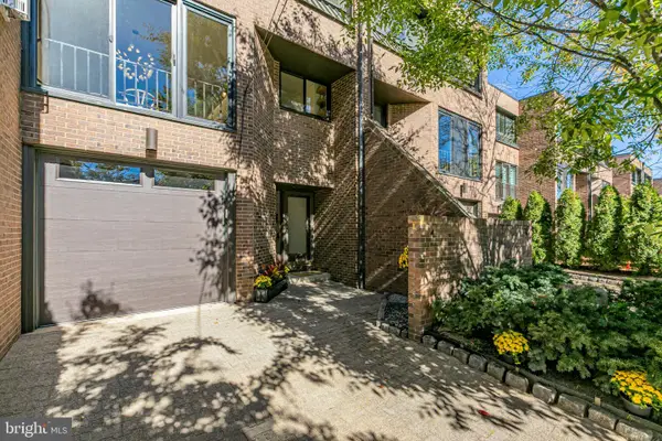 4 Willow St, PRINCETON, NJ 08542
