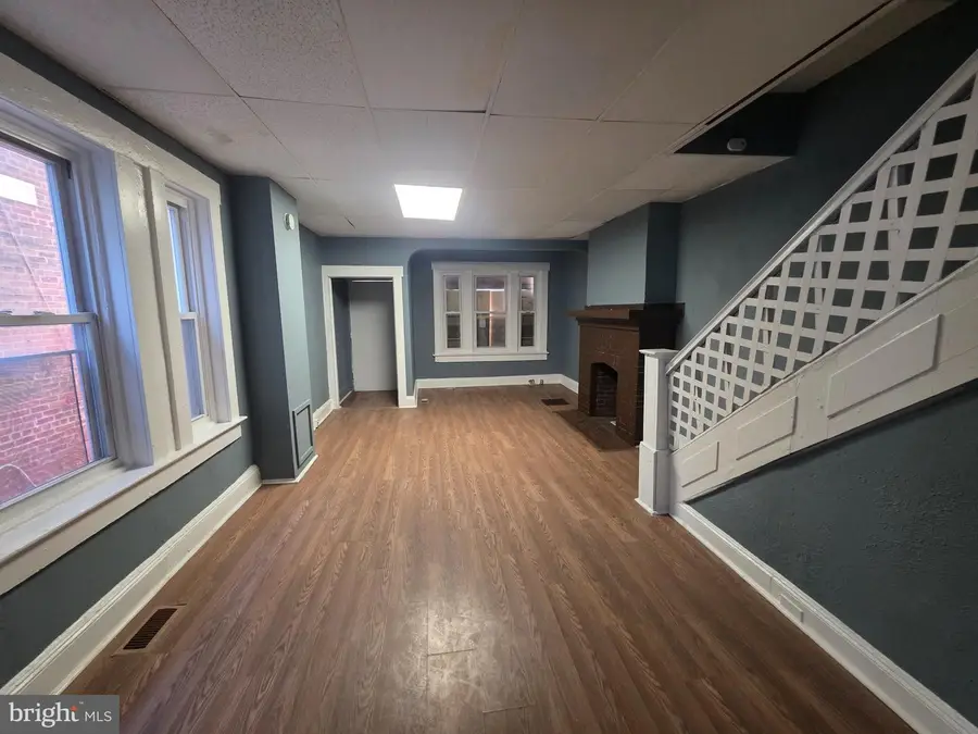 846 Stuyvesant Ave, Trenton, NJ 08618 - #2