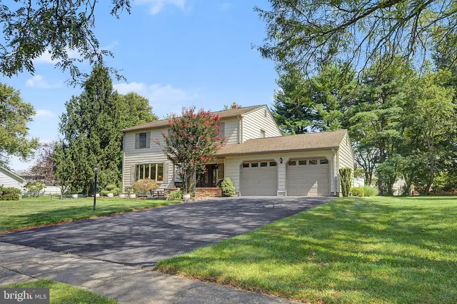 27 Crestwood Dr, Hamilton, NJ 08690 - #2