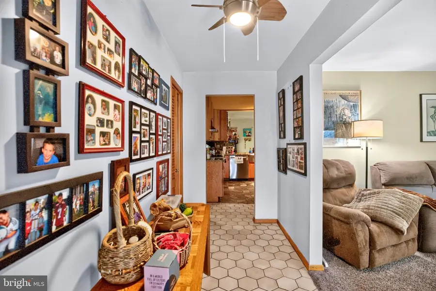 6 Fisher Pl, Hamilton, NJ 08620 - #3
