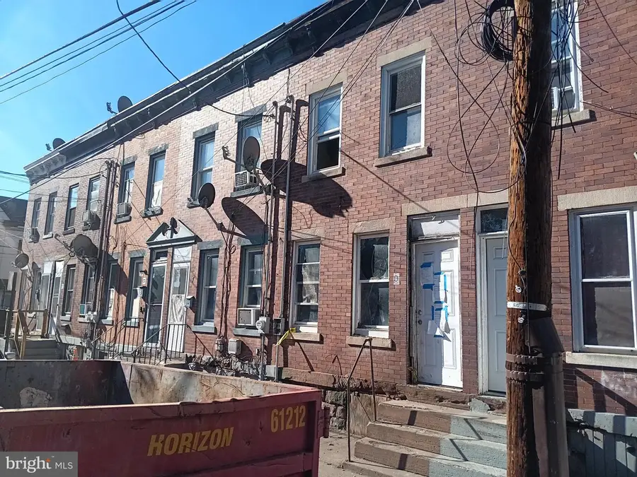 9 Mechanics Ave, Trenton, NJ 08638 - #3