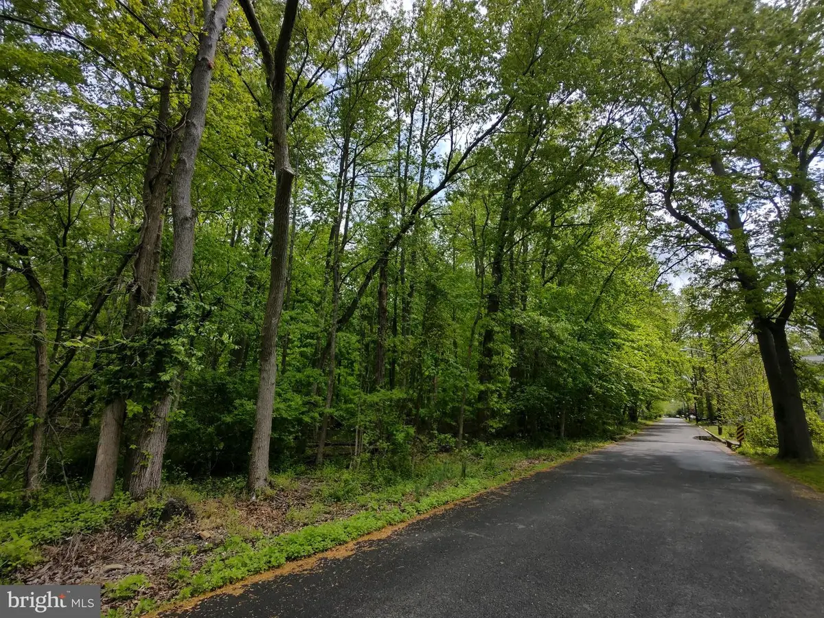 Lot 8 Alcazar Ave, Lawrenceville, NJ 08648 - Image #1