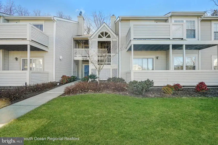 174 Pinetree Court, Howell, NJ 07731 - Image #2