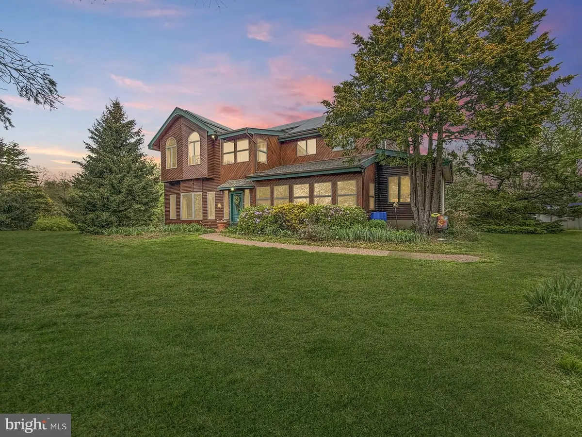 20 Hluchy Rd, Robbinsville, NJ 08691 - #1