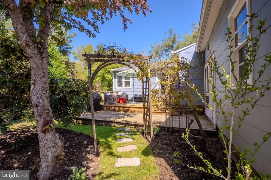 172 Ellisdale Rd, Allentown, NJ 08501 - #3
