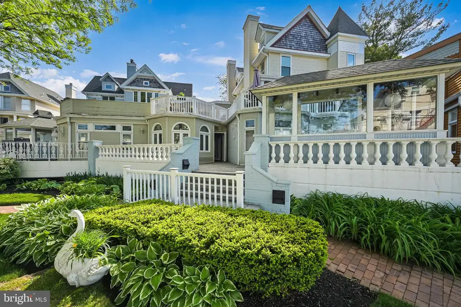 100 1st St #6, Keyport, NJ 07735 - #2