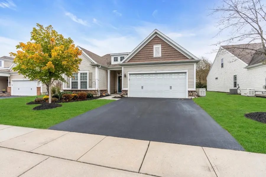 31 W Da Vinci Way, Farmingdale, NJ 07727 - #2
