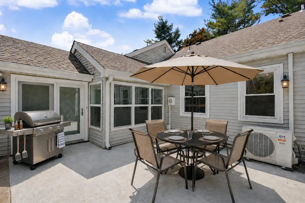 6 Plaza De Las Flores #c, Freehold, NJ 07728 - #1