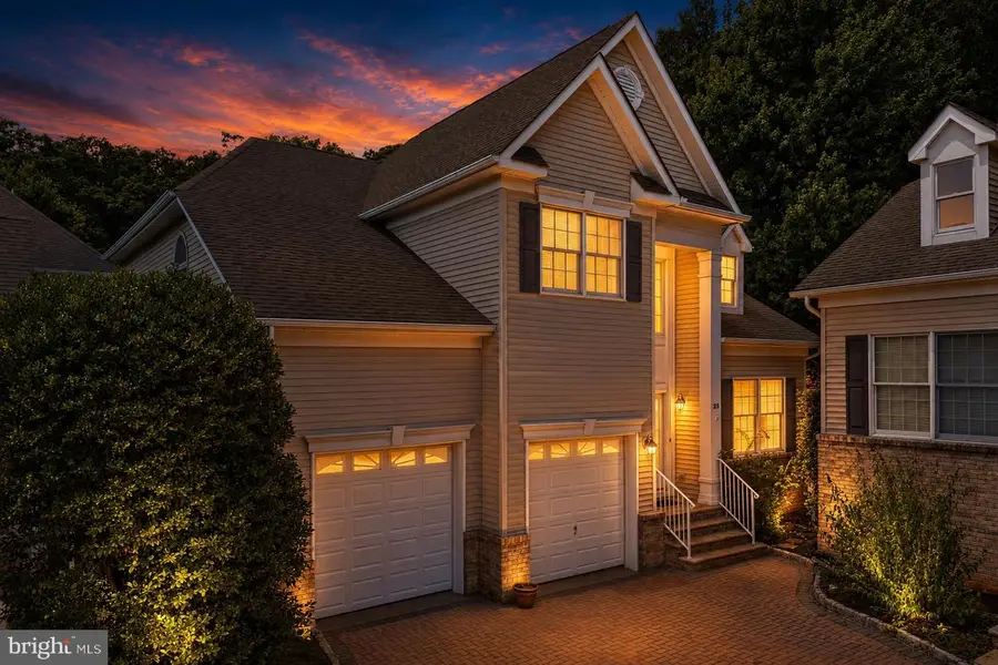 25 Brittany, Middletown, NJ 07748 - #2