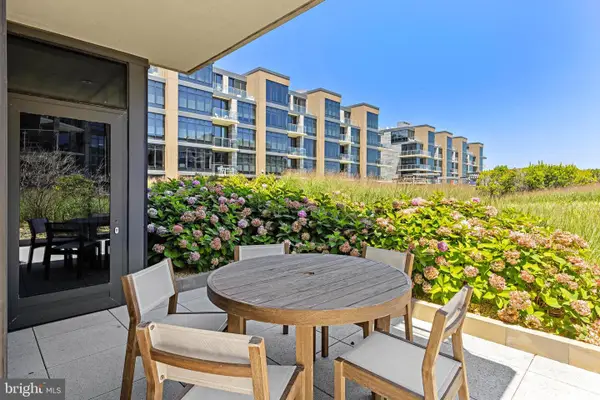 30 Melrose Terr #216, LONG BRANCH, NJ 07740