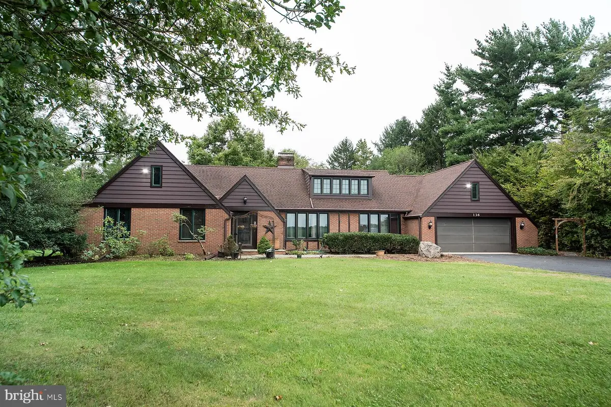 136 Ellisdale Rd, Allentown, NJ 08501 - #1