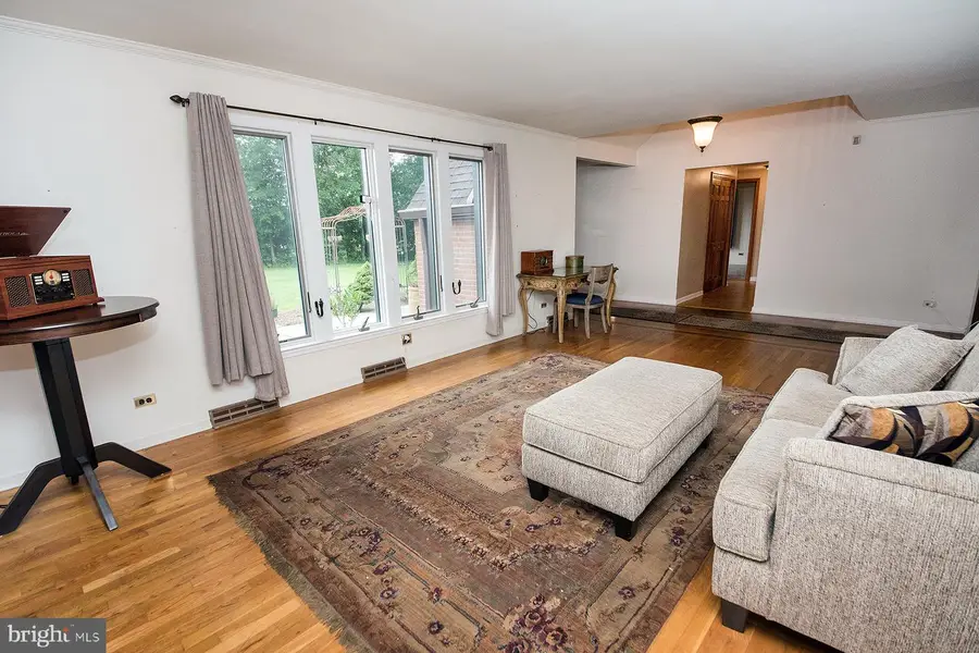 136 Ellisdale Rd, Allentown, NJ 08501 - #3