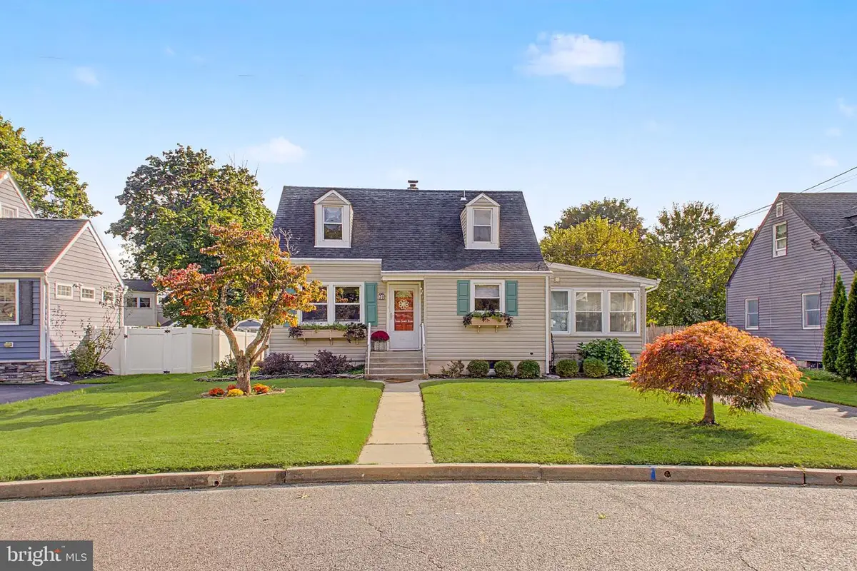 39 Waldron Rd, Allentown, NJ 08501 - #1