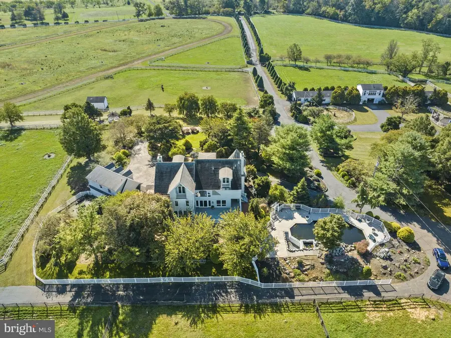 18 School House Rd, Cream Ridge, NJ 08514 - #2