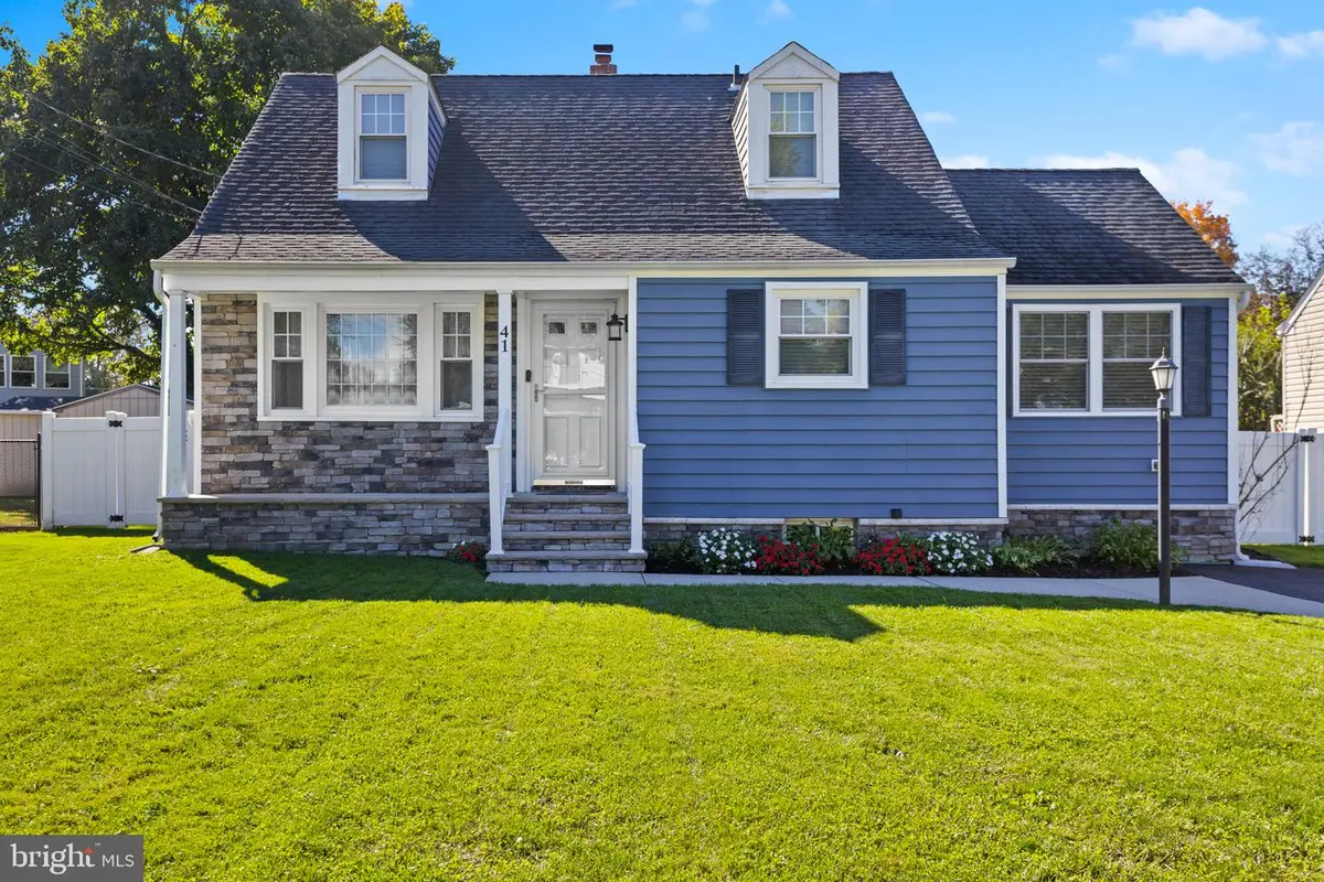 41 Waldron Rd, Allentown, NJ 08501 - #1