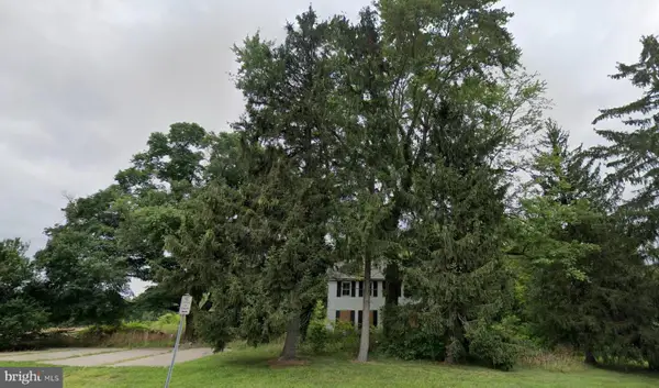 211 Cranbury Station Rd, MONROE TOWNSHIP, NJ 08831