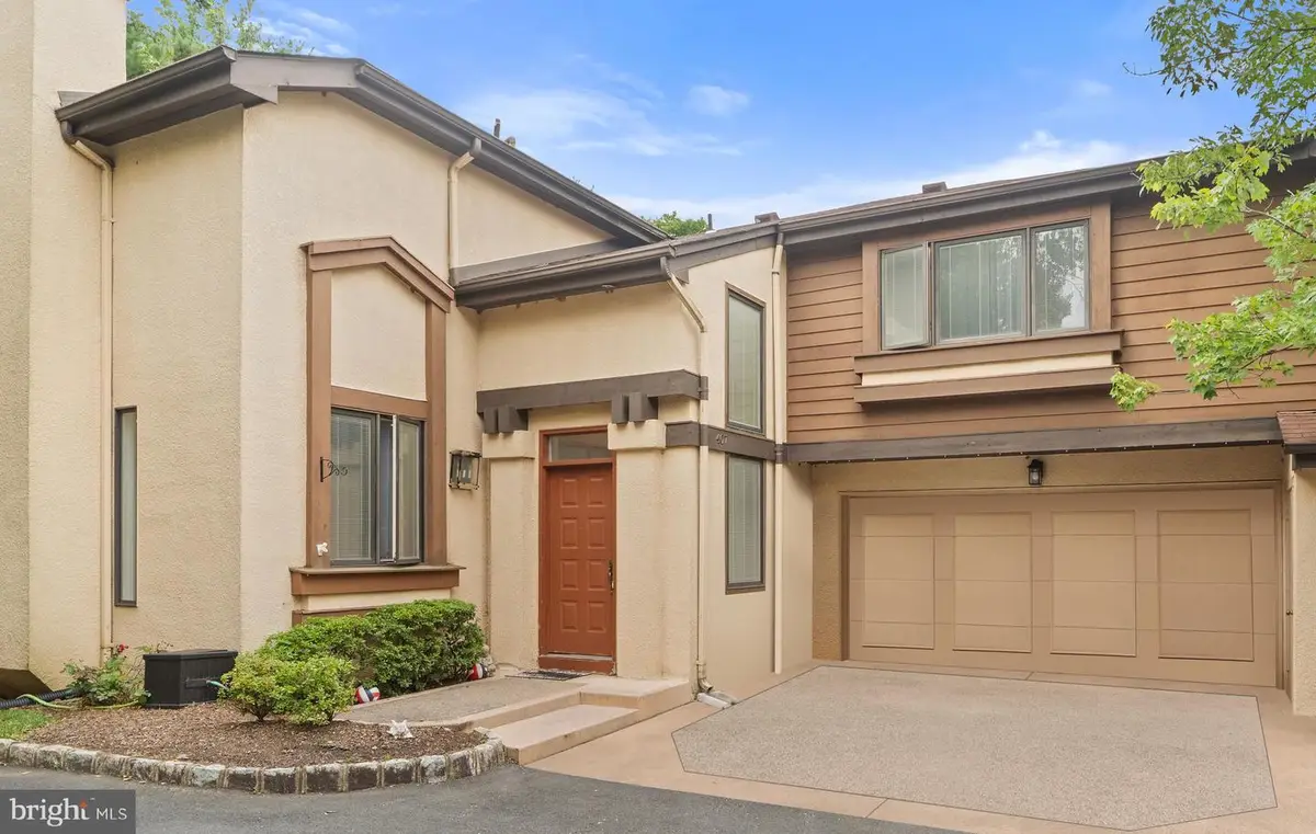 407 Sayre Dr, Princeton, NJ 08540 - Image #1