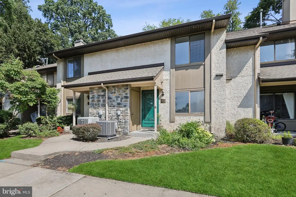 182 Hampshire Dr, Plainsboro, NJ 08536 - Image #1