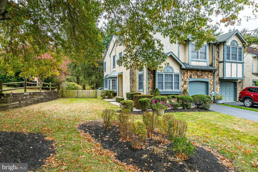 29 Dorchester Dr, East Brunswick, NJ 08816 - Image #2