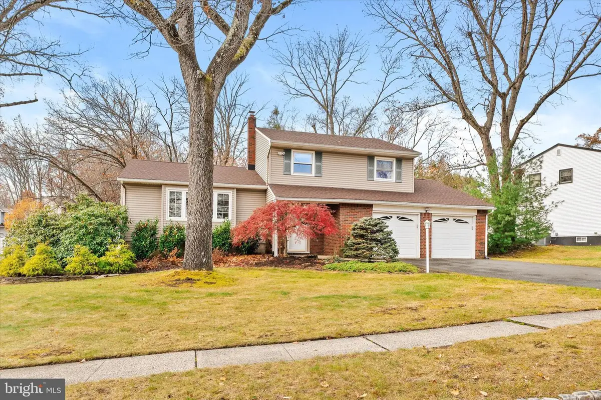36 Sandalwood Dr, East Brunswick, NJ 08816 - Image #1