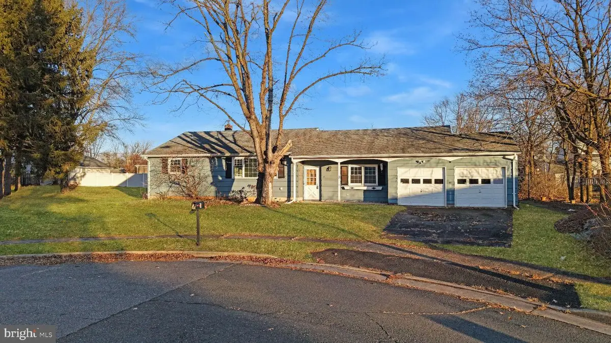 3 Susan Ct, Piscataway, NJ 08854 - #1