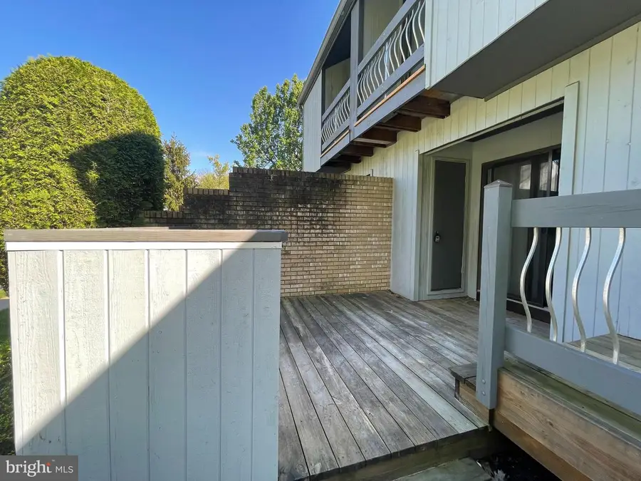 14 Peachtree Ct, Monmouth Junction, NJ 08852 - #3