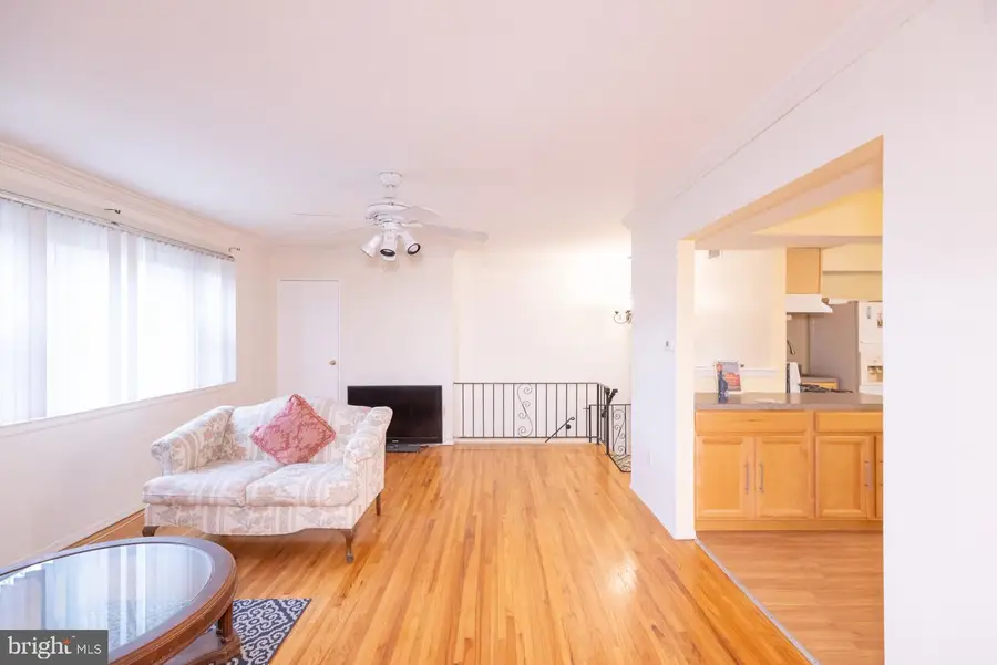 187 Evergreen Rd #4b, Edison, NJ 08837 - Image #3