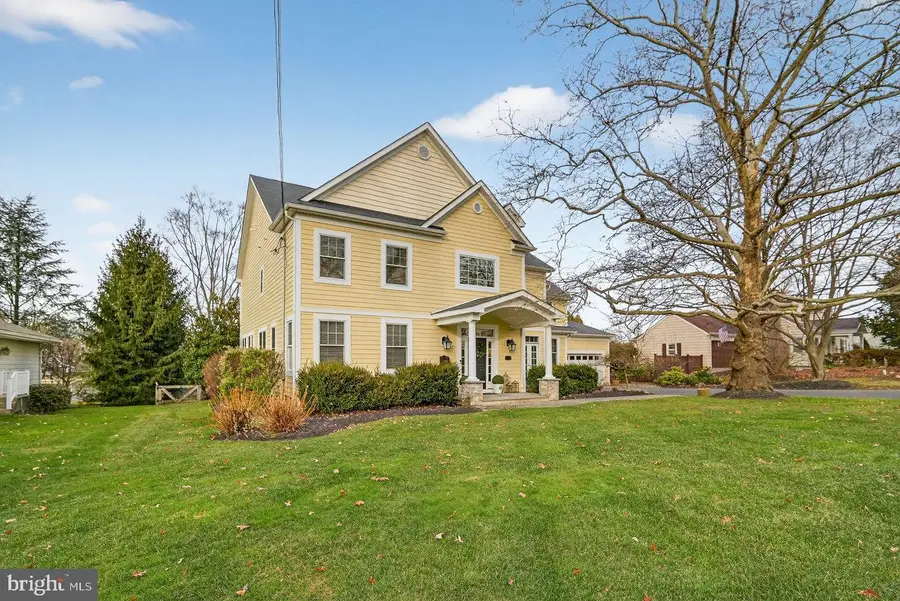 10 Evans Dr, Cranbury, NJ 08512 - #2