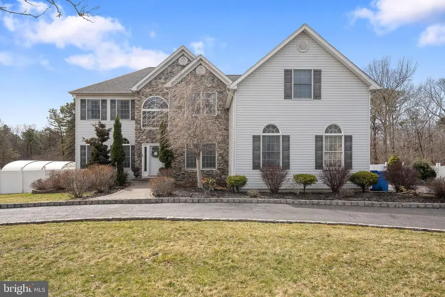 9 Redwood, Monroe, NJ 08831 - #3