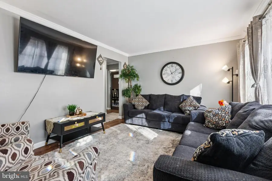 41 Pinetree Dr, Parlin, NJ 08859 - Image #3