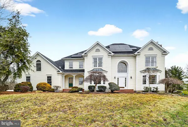 23 Silvers, CRANBURY, NJ 08512