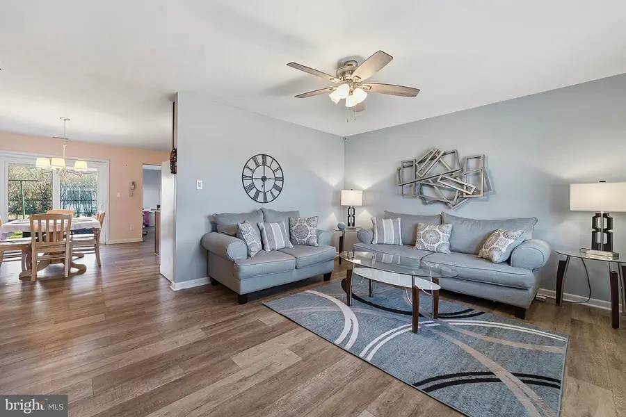 6 Hunterdon Ave, Monroe, NJ 08831 - #3