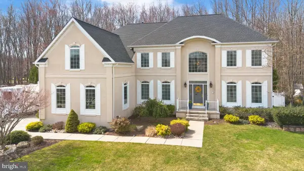 9 Stonegate Dr, MONROE TOWNSHIP, NJ 08831