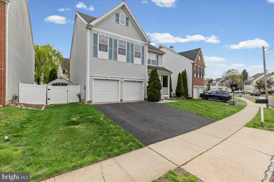 22 Stanford Drive, Kendall Park, NJ 08824 - #3