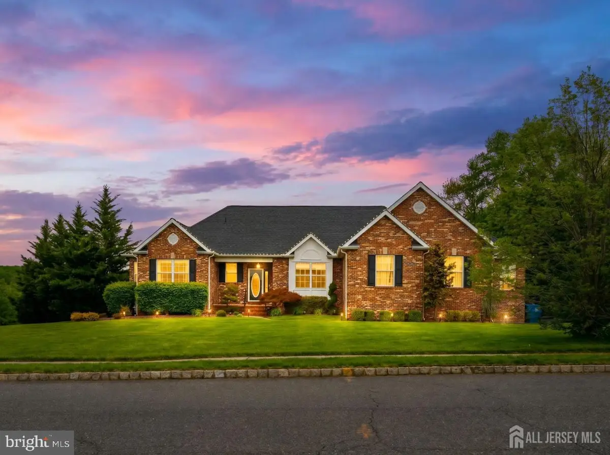 32 Scott Dr, Monroe, NJ 08831 - #1