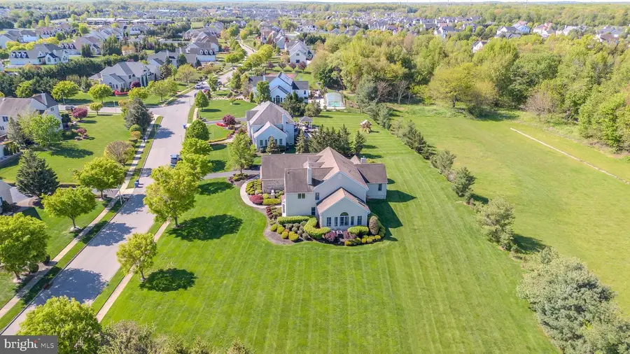 2 Linwood Dr, Monroe, NJ 08831 - #3