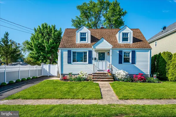 49-49 N Smith St, AVENEL, NJ 07001