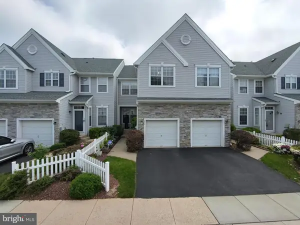 804 Dahlia Circle, DAYTON, NJ 08810