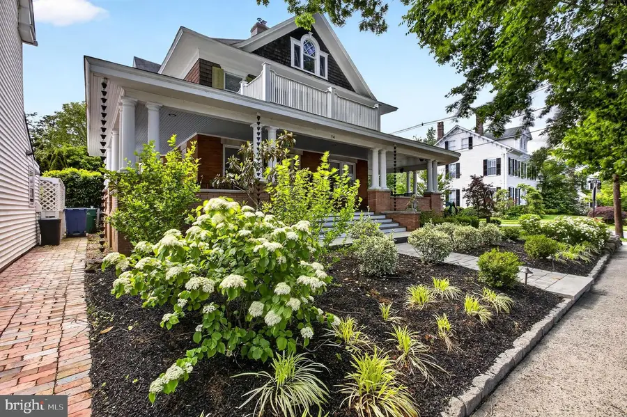 14 N Main St, Cranbury, NJ 08512 - #2