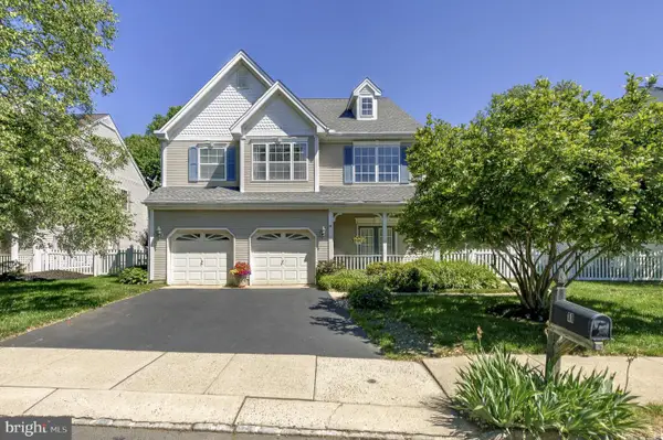 11 Holohan Drive, PLAINSBORO, NJ 08536