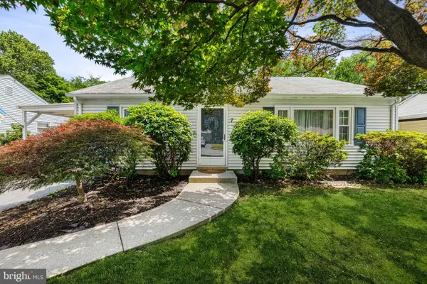 7 Pierrepont Ave, MIDDLESEX, NJ 08846
